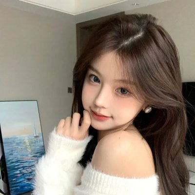 狐狸躲进洞